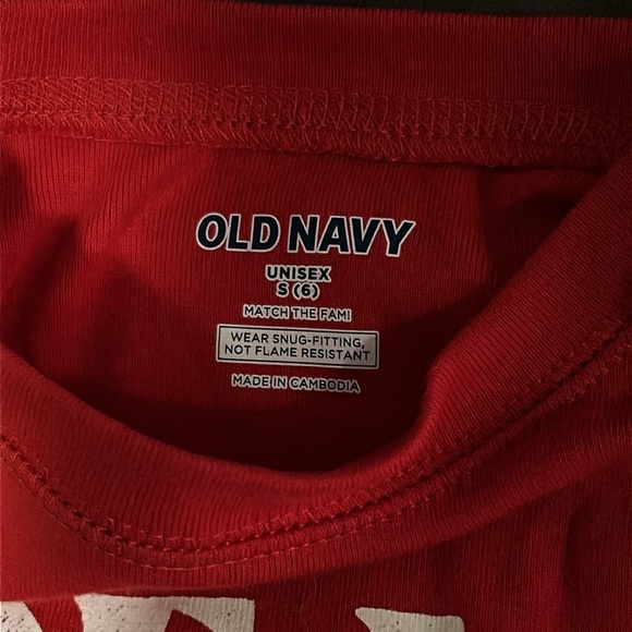 Old Navy kids’ Christmas pajama set - Picture 2 of 3